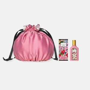 ⚜️GUCCI Cosmetic Bag Satin Pouch + Mini Flora Gorgeous Gardenia Eau de Parfu
